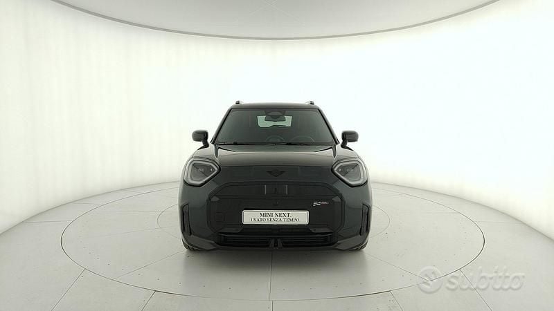 Usata Mini Aceman 189 kW (258 CV) 2025 Verde SUV