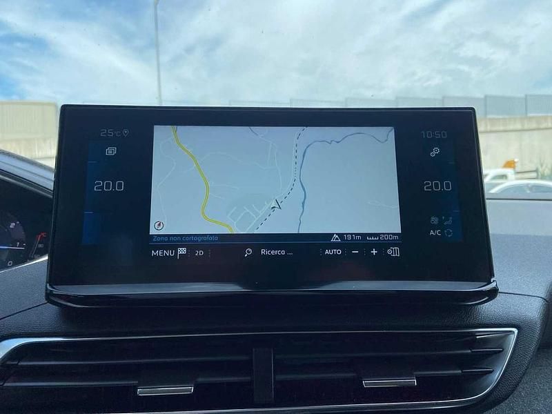 Usata Peugeot 3008 Allure 131 CV (96 kW) 2022 Bianco SUV