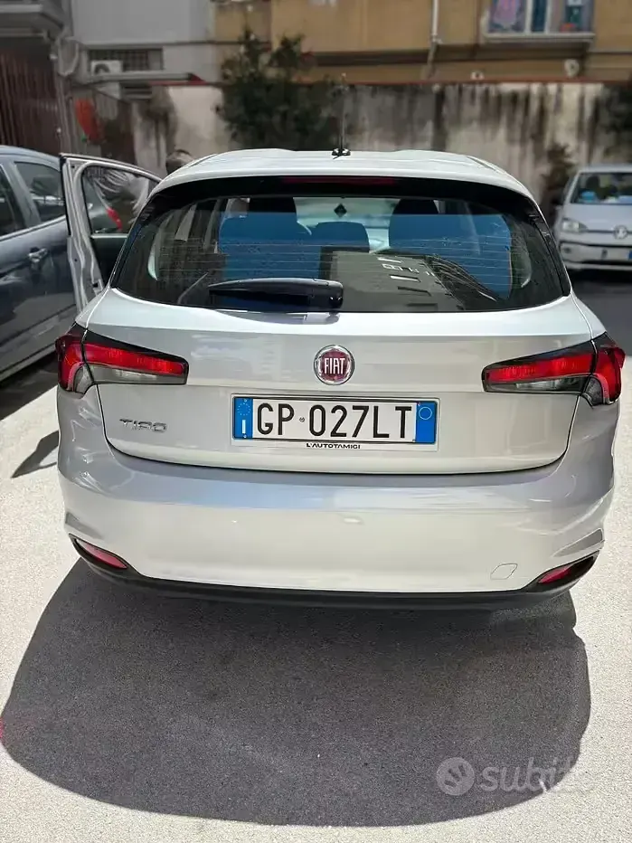 Usata Fiat Tipo 56 CV (41 kW) 2023 Grigio Berlina