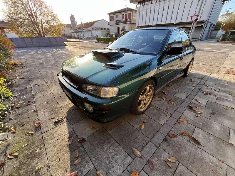 Usata Subaru Impreza 218 CV (160 kW) 1999 Verde Berlina