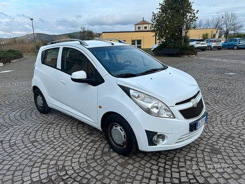Usata Chevrolet Spark LS 68 CV (50 kW) 2010 Bianco Utilitaria