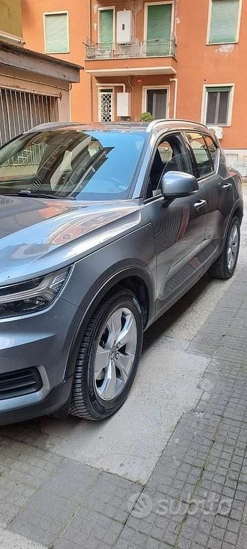 Gebraucht Volvo XC40 190 PS (139 kW) 2018 Grau SUV