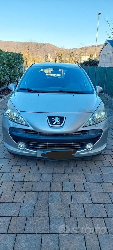 Grigio Usata 2008 Peugeot 207 Due volumi | 1000 € (Ottimo prezzo) - Immagine 1/4