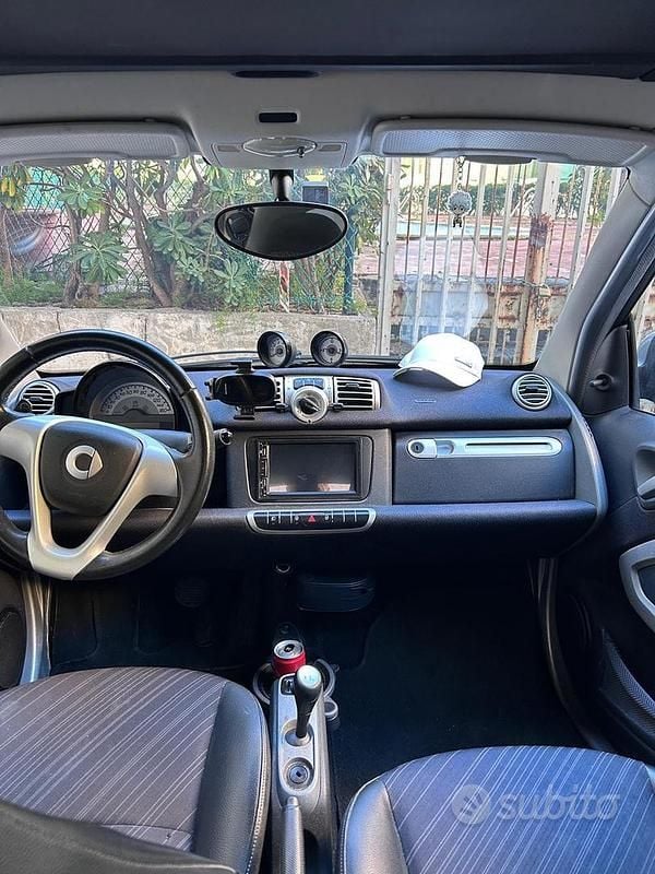 Nero Usata 2011 Smart ForTwo Coupé Pulse Coupé | 5500 € - Immagine 1/1
