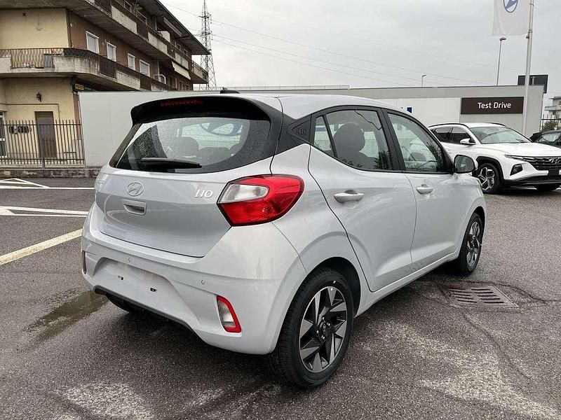 Nuova Hyundai i10 67 CV (49 kW) 2026 Grigio Utilitaria