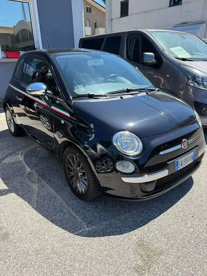 Usata Fiat 500 Lounge 69 CV (50 kW) 2014 Nero Utilitaria