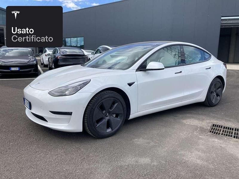 Usata Tesla Model 3 Long Range AWD 324 kW (441 CV) 2021 Pearl white multicoat Berlina