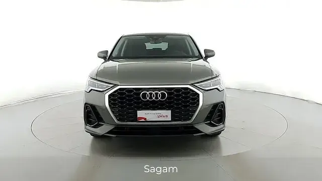 Usata Audi Q3 Sportback Business Plus 150 CV (110 kW) 2022 Grigio chronos metalizzato SUV