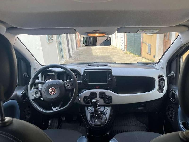 Usata Fiat Panda Cross Cross 69 CV (50 kW) 2021 Grigio Utilitaria