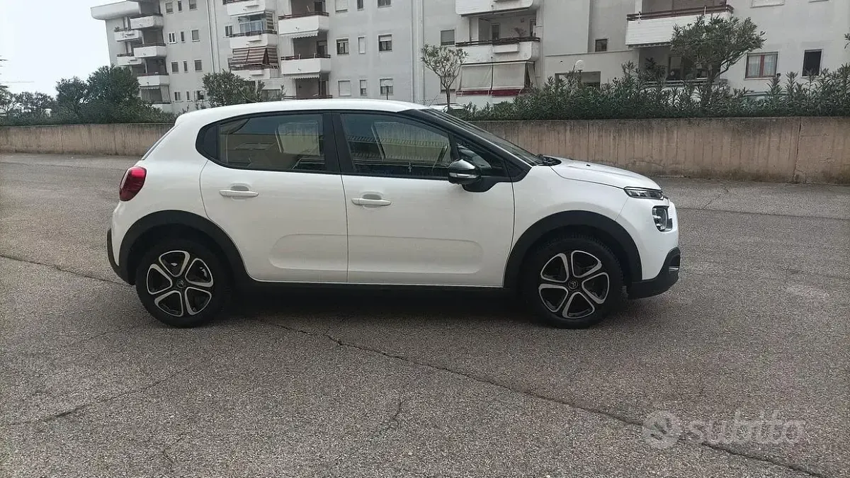 Usata Citroën C3 Feel 102 CV (75 kW) 2022 Bianco Berlina