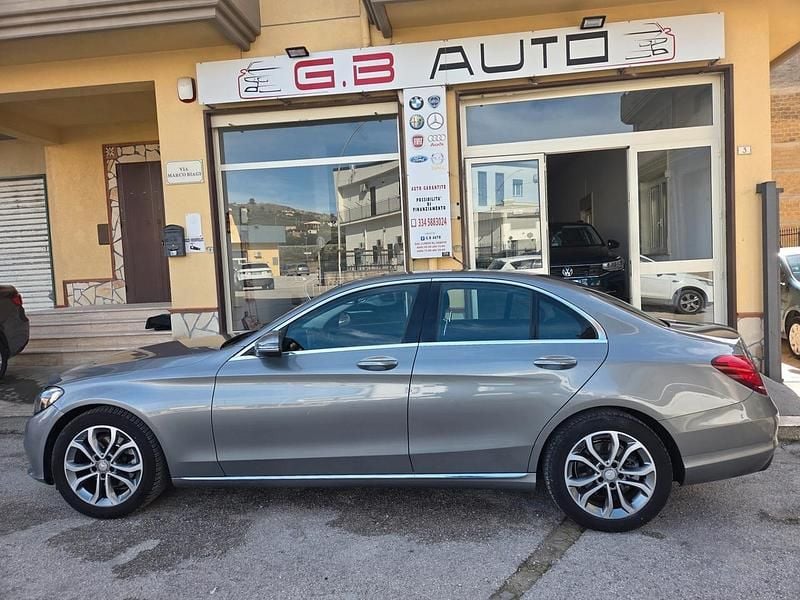 Grigio Usata 2016 Mercedes C220 Berlina | 14.900 € (Ottimo prezzo) - Immagine 1/4