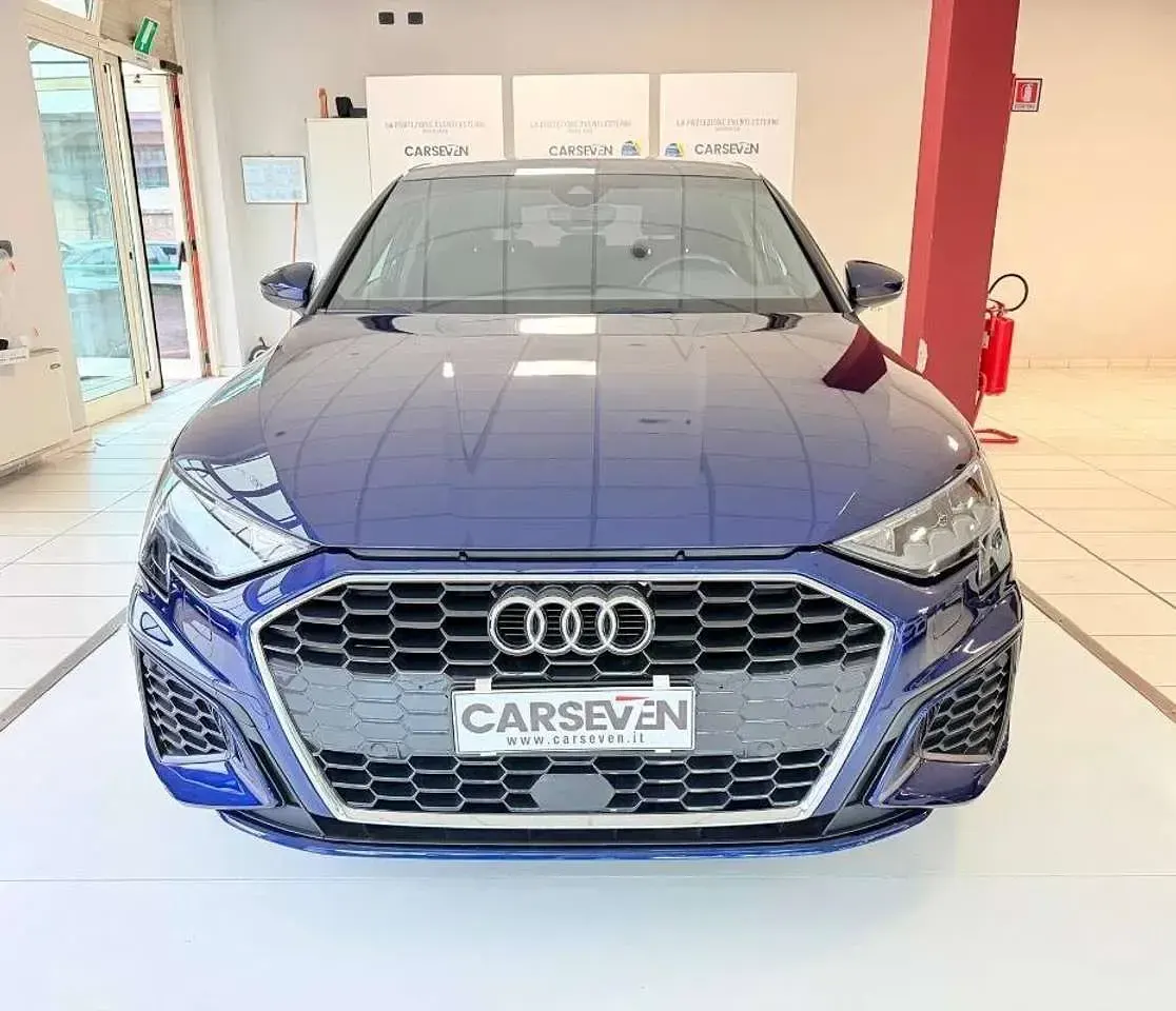 Usata Audi A3 S-Line 150 CV (110 kW) 2023 Blu/azzurro Berlina