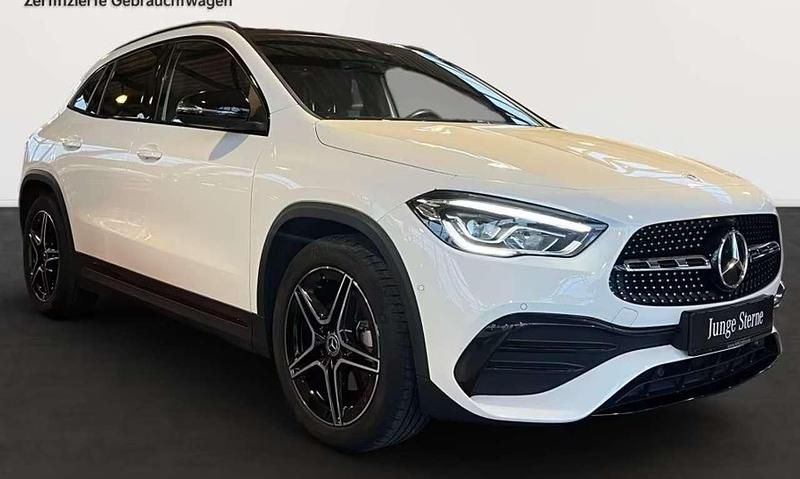 Usata Mercedes GLA200 AMG 163 CV (119 kW) 2023 Bianco SUV