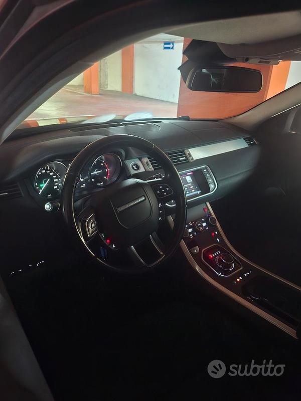 Usata Land Rover Range Rover evoque 150 CV (110 kW) 2018 Grigio SUV