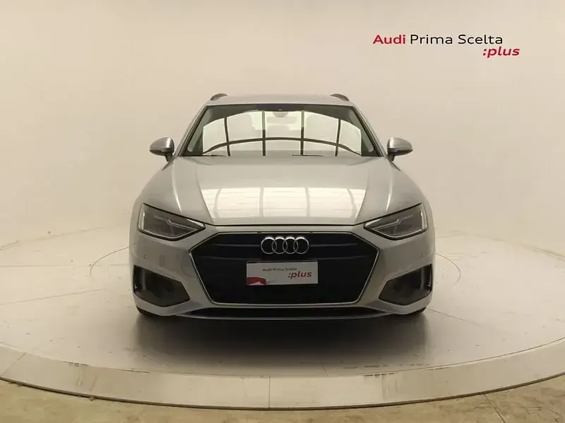 Usata Audi A4 Advanced 163 CV (119 kW) 2021 Argento fioretto Station wagon