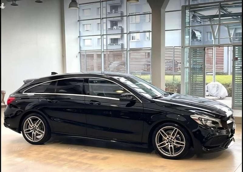 Usata Mercedes CLA200 Shooting Brake Premium 136 CV (100 kW) 2018 Nero Station wagon