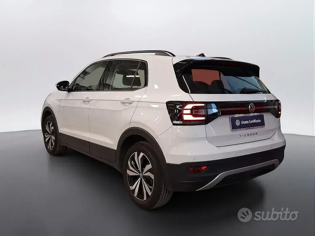 Usata VW T-Cross Style 110 CV (80 kW) 2023 Pure white SUV