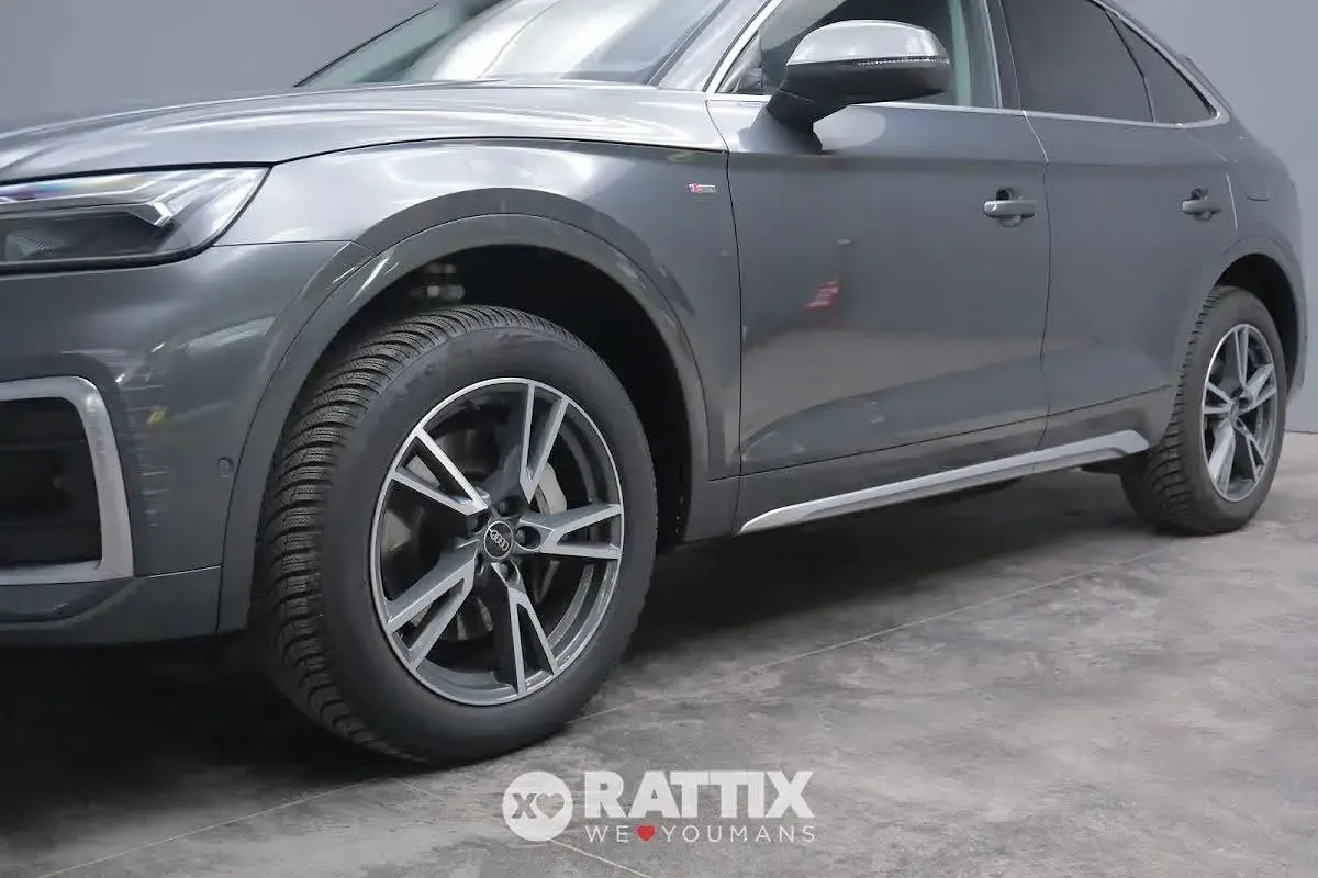 Usata Audi Q5 Sportback S-Line 265 CV (194 kW) 2023 Grigio SUV