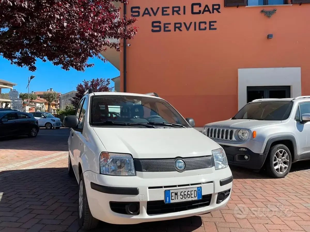 Usata Fiat Panda Dynamic 75 CV (55 kW) 2012 Bianco Utilitaria
