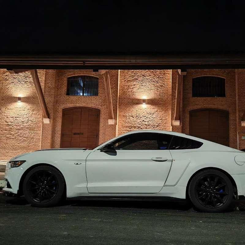 Usata Ford Mustang Fastback 317 CV (233 kW) 2016 Coupé