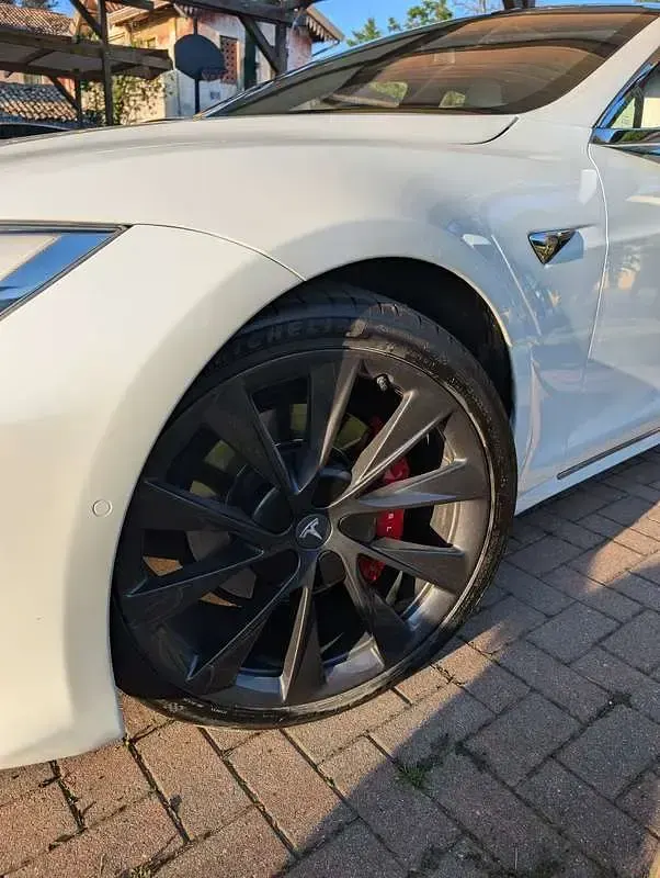 Usata Tesla Model S Performance 169 kW (230 CV) 2020 Utilitaria
