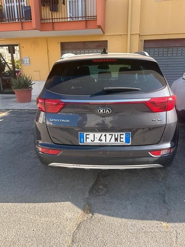 Usata Kia Sportage 115 CV (84 kW) 2017 Grigio SUV