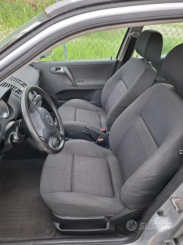 Occasion VW Polo 60 ch (44 kW) 2001 Gris Citadine
