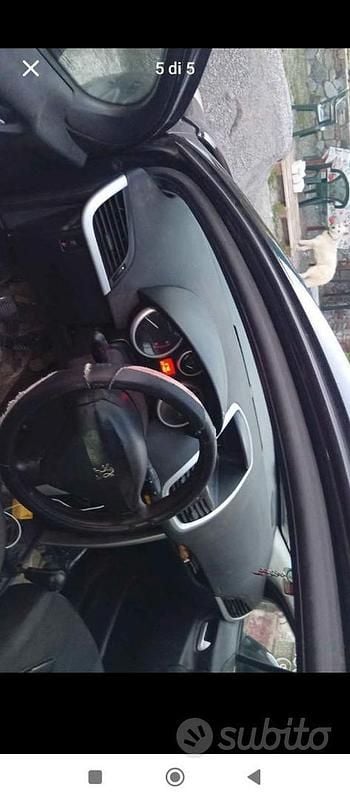 Usata Peugeot 207 75 CV (55 kW) 2012 Nero Berlina