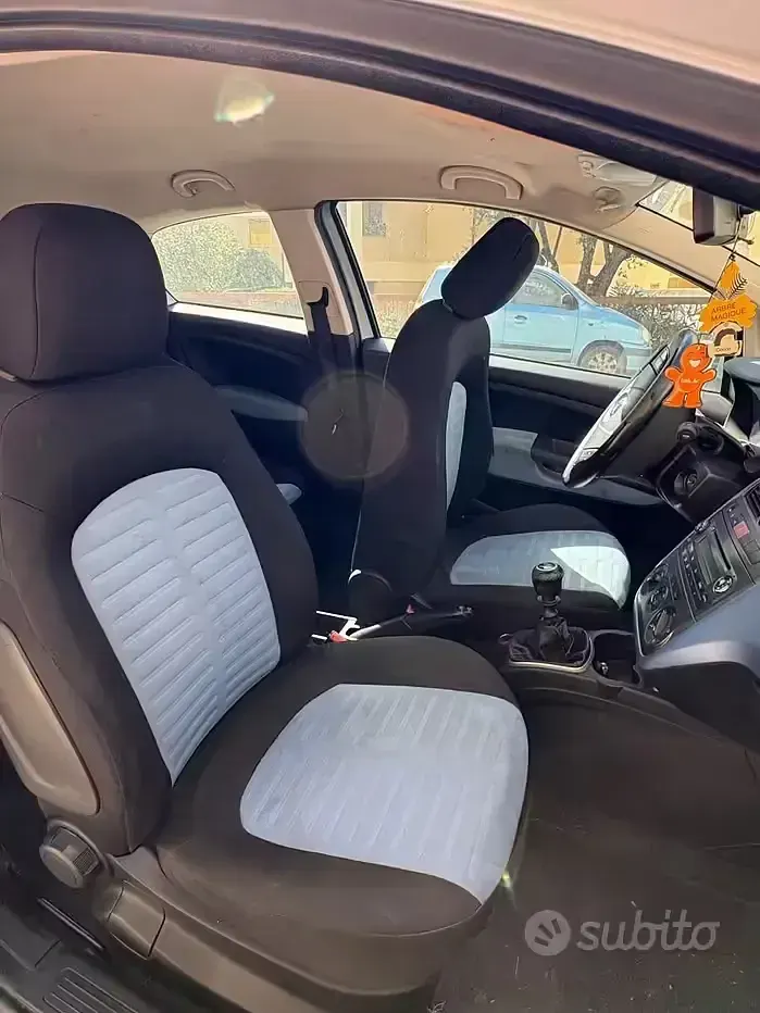 Usata Fiat Punto 65 CV (47 kW) 2006 Utilitaria