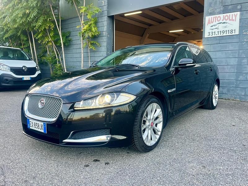 Usata Jaguar XF Sportbrake Premium Luxury 200 CV (147 kW) 2014 Nero Station wagon