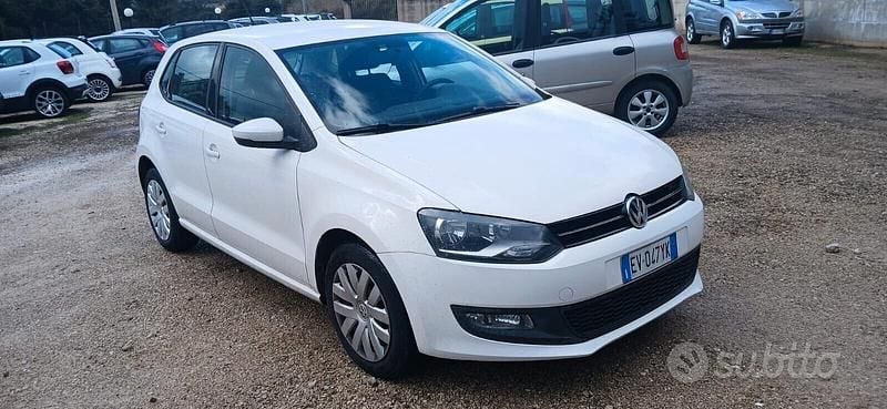 Usata VW Polo Comfortline 74 CV (54 kW) 2014 Bianco Berlina