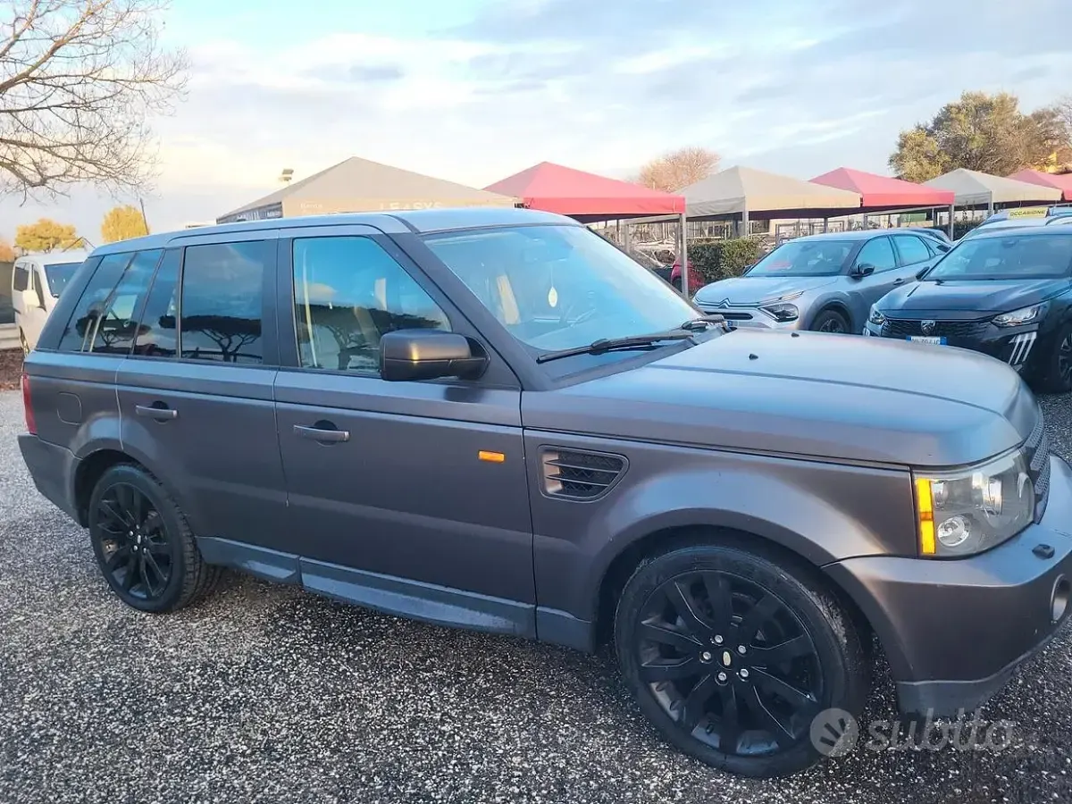 Käytetty Land Rover Range Rover Sport HSE 245 HP (180 kW) 2010 Harmaa Katumaasturi