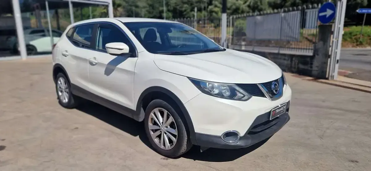 Usata Nissan Qashqai 110 CV (80 kW) 2016 Bianco SUV