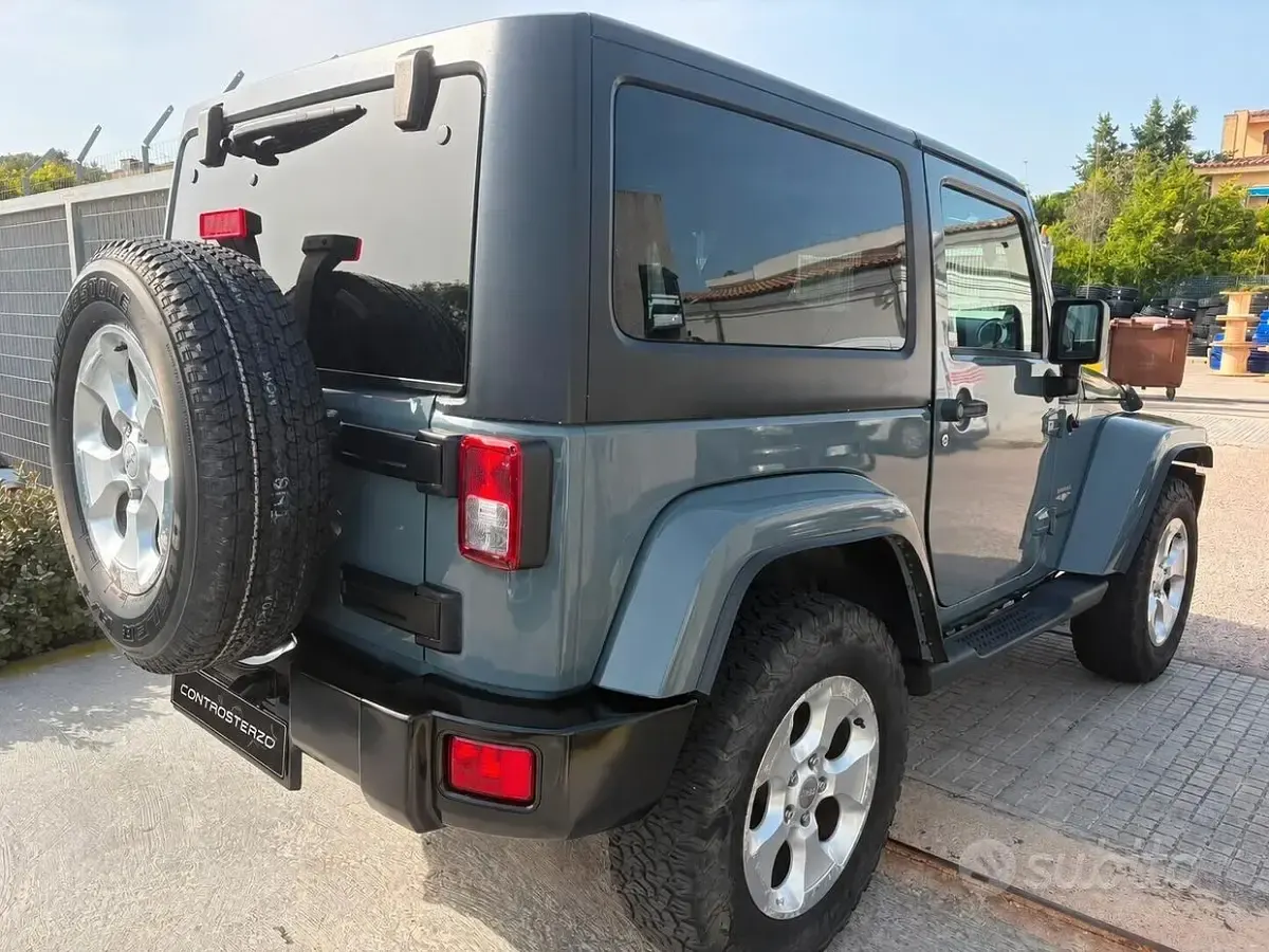 Usata Jeep Wrangler 200 CV (147 kW) 2015 Grigio SUV