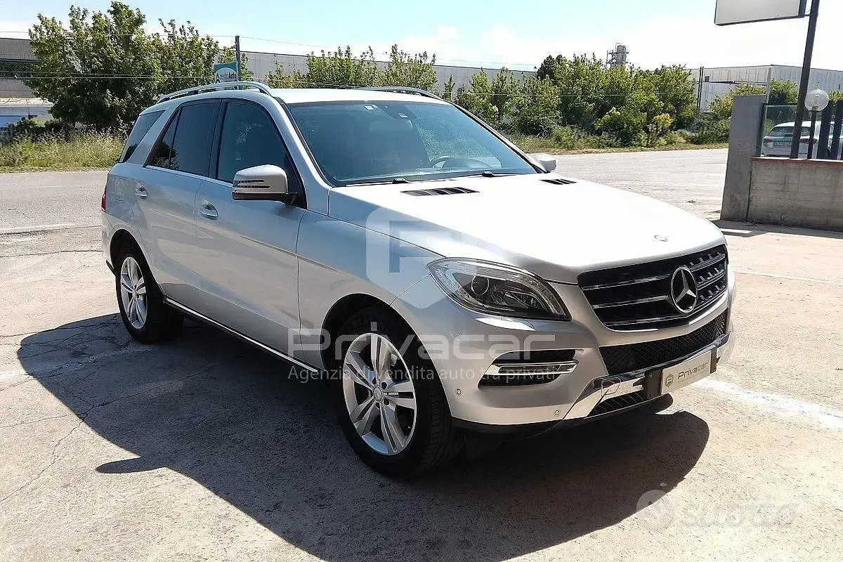 Usata Mercedes ML250 204 CV (150 kW) 2013 Grigio SUV