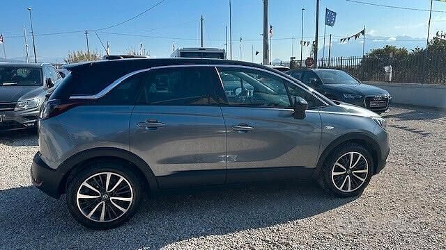 Usata Opel Crossland X Innovation 99 CV (72 kW) 2017 Grigio SUV