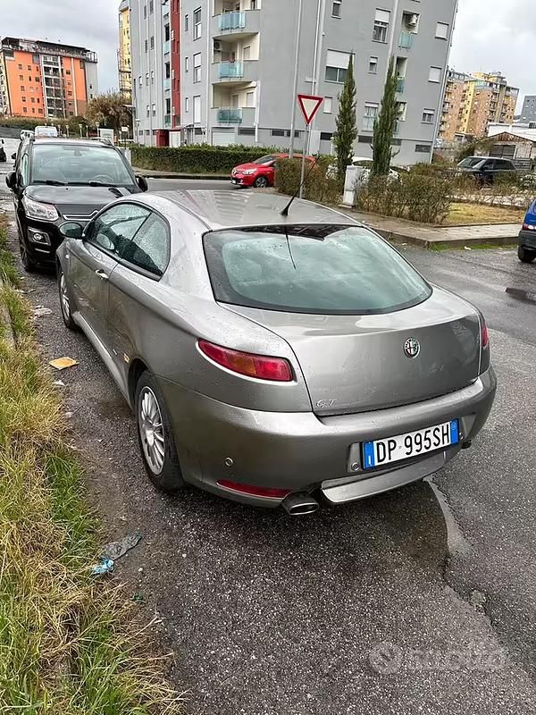Usata Alfa Romeo GT 2008 Grigio Coupé