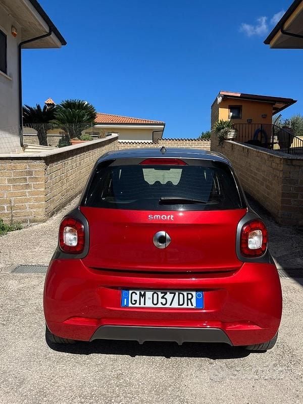 Usata Smart ForFour Brabus 90 CV (66 kW) 2019 Rosso Utilitaria