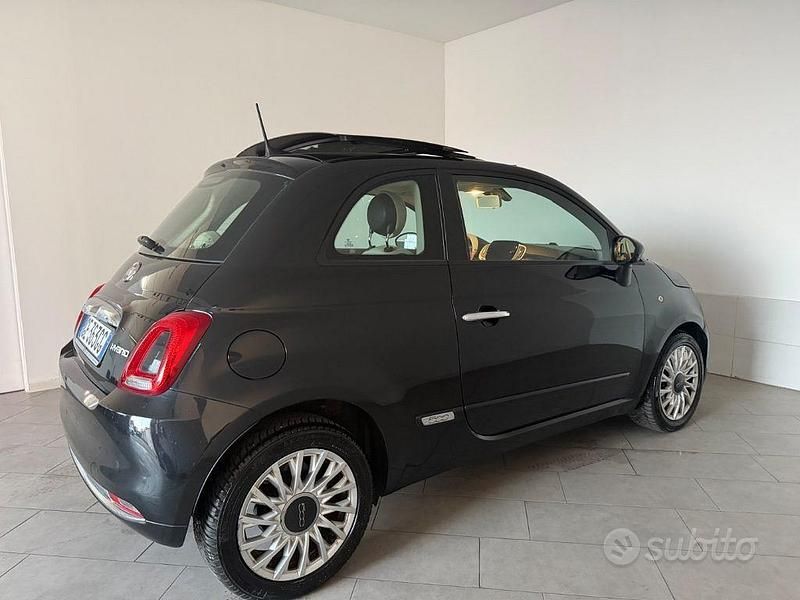 Usata Fiat 500 Dolcevita 69 CV (50 kW) 2021 Nero Utilitaria
