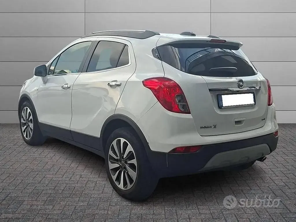 Usata Opel Mokka X Innovation 136 CV (100 kW) 2017 Bianca SUV