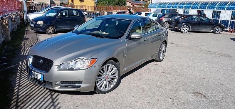 Usata Jaguar XF S 2010 Grigio Berlina