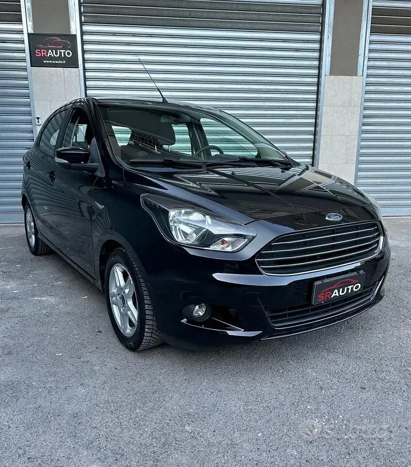 Usata Ford Ka Plus Ultimate 85 CV (62 kW) 2017 Nero Utilitaria