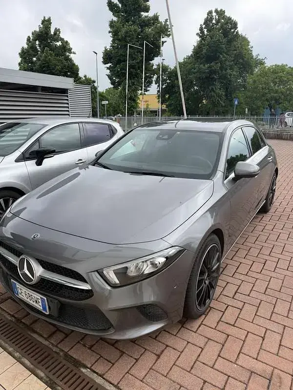 Usata Mercedes A180 116 CV (85 kW) 2020 Berlina