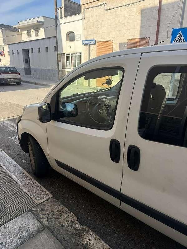 Usata Citroën Nemo 75 CV (55 kW) 2011 Monovolume