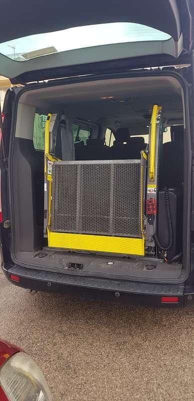 Usata Ford Tourneo Custom 125 CV (91 kW) 2015 Nero Furgone