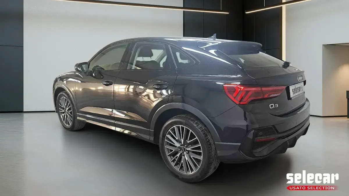 Usata Audi Q3 Sportback S-Line 150 CV (110 kW) 2022 A1 nero SUV