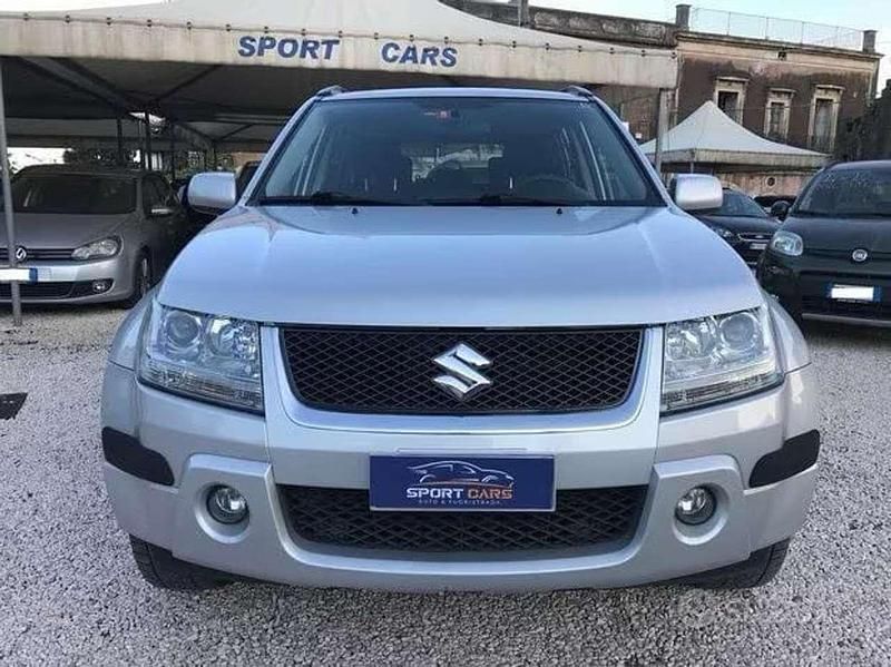Usata Suzuki Grand Vitara 129 CV (94 kW) 2006 Grigio SUV