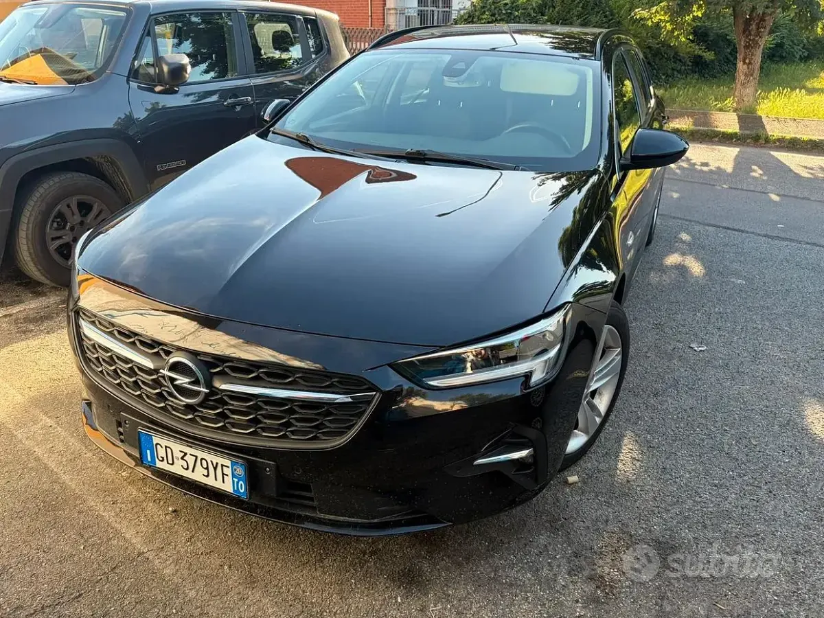 Usata Opel Insignia Sport 122 CV (89 kW) 2020 Nero Berlina