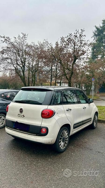 Usata Fiat 500L Lounge 95 CV (69 kW) 2016 Bianco Monovolume
