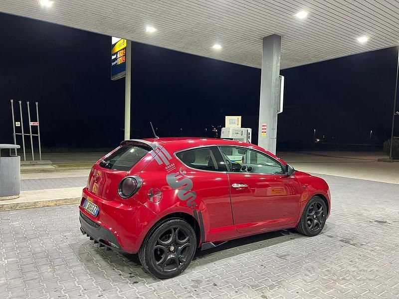 Usata 2009 Alfa Romeo MiTo Due volumi | 3500 € - Immagine 1/4